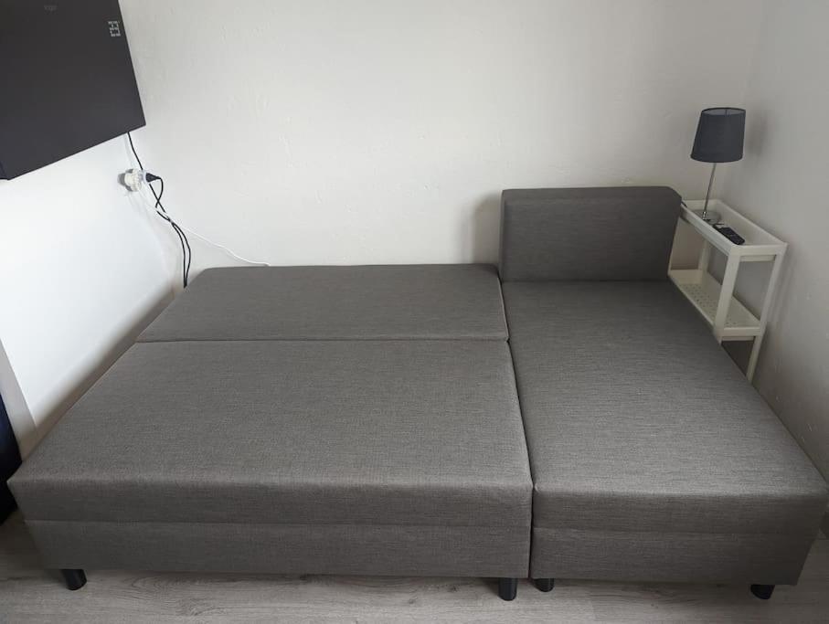 Lovely Studio With Free Parking On Premisis Asten Eksteriør bilde