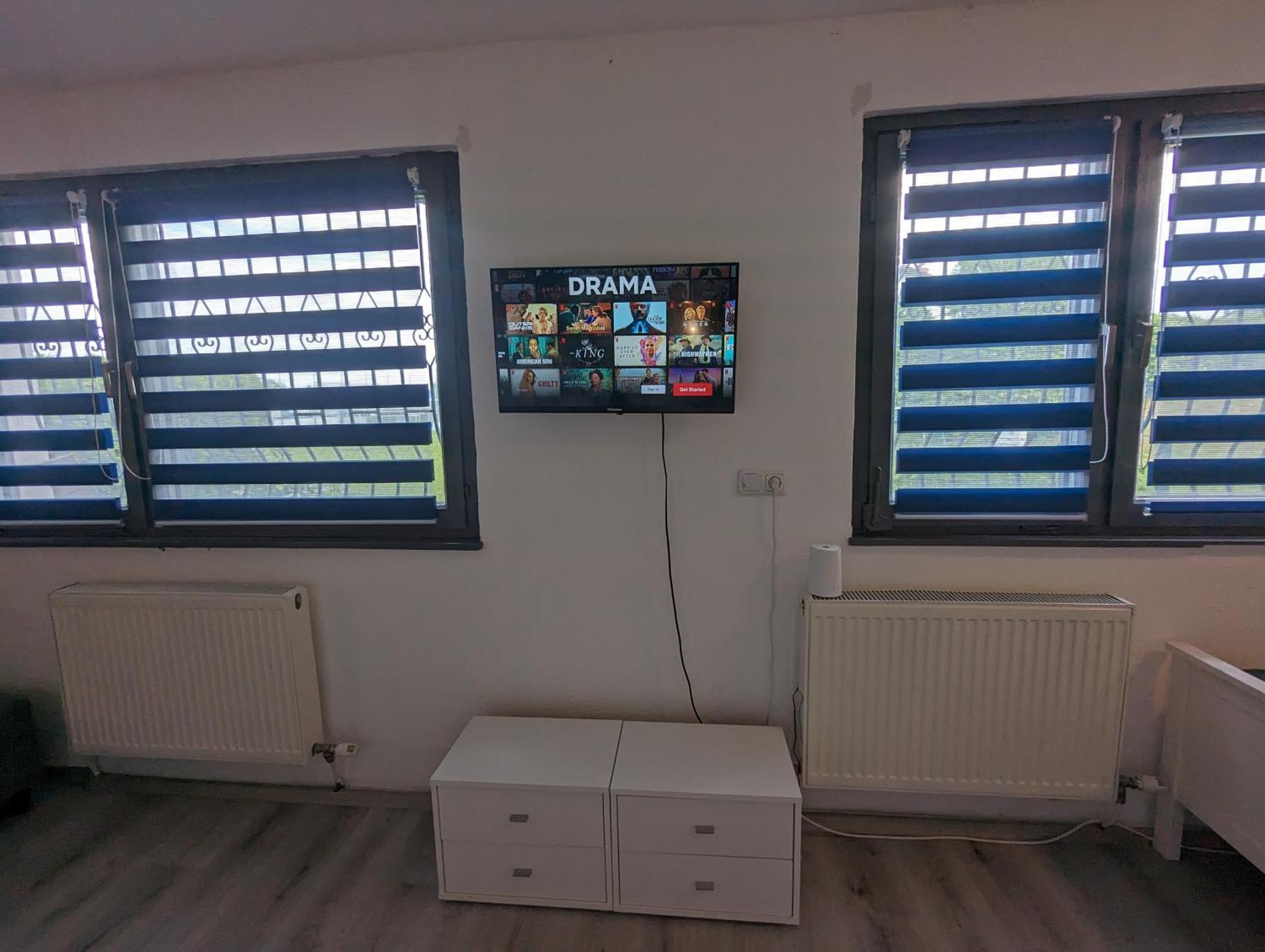 Lovely Studio With Free Parking On Premisis Asten Eksteriør bilde