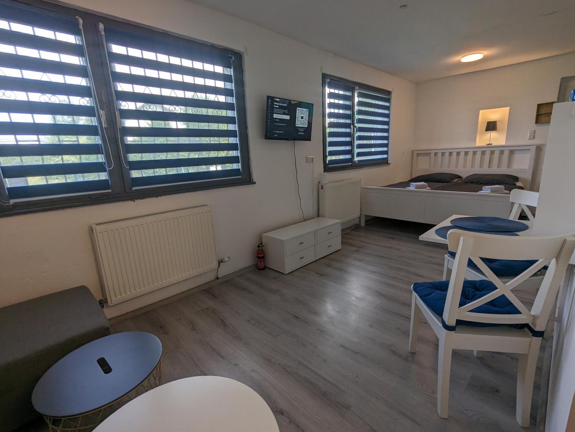 Lovely Studio With Free Parking On Premisis Asten Eksteriør bilde