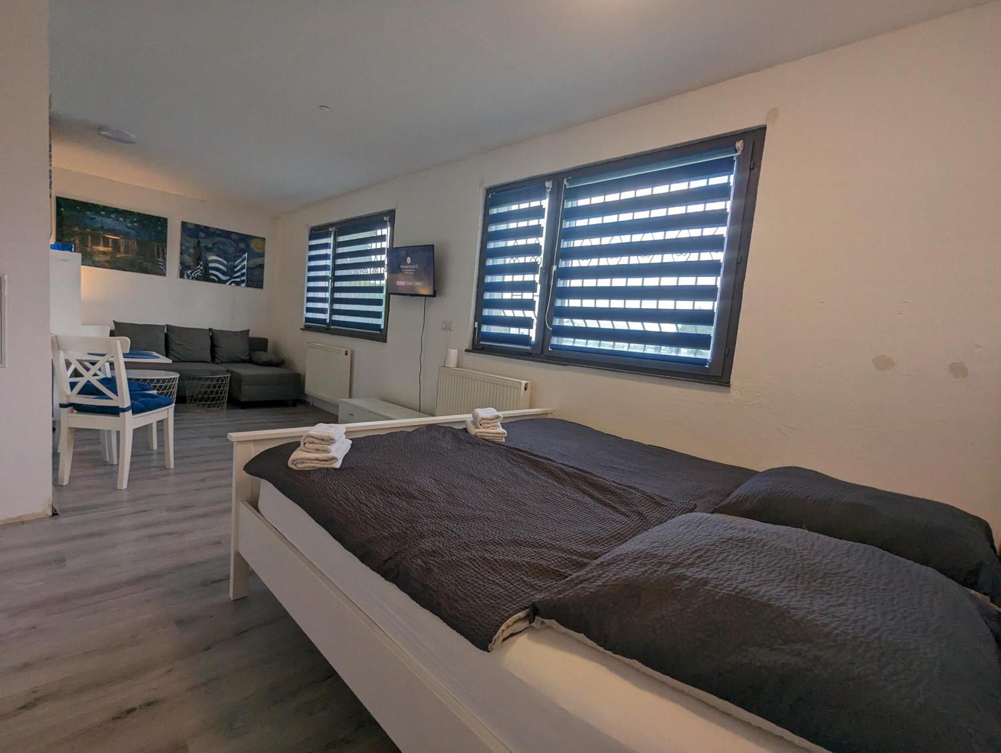 Lovely Studio With Free Parking On Premisis Asten Eksteriør bilde