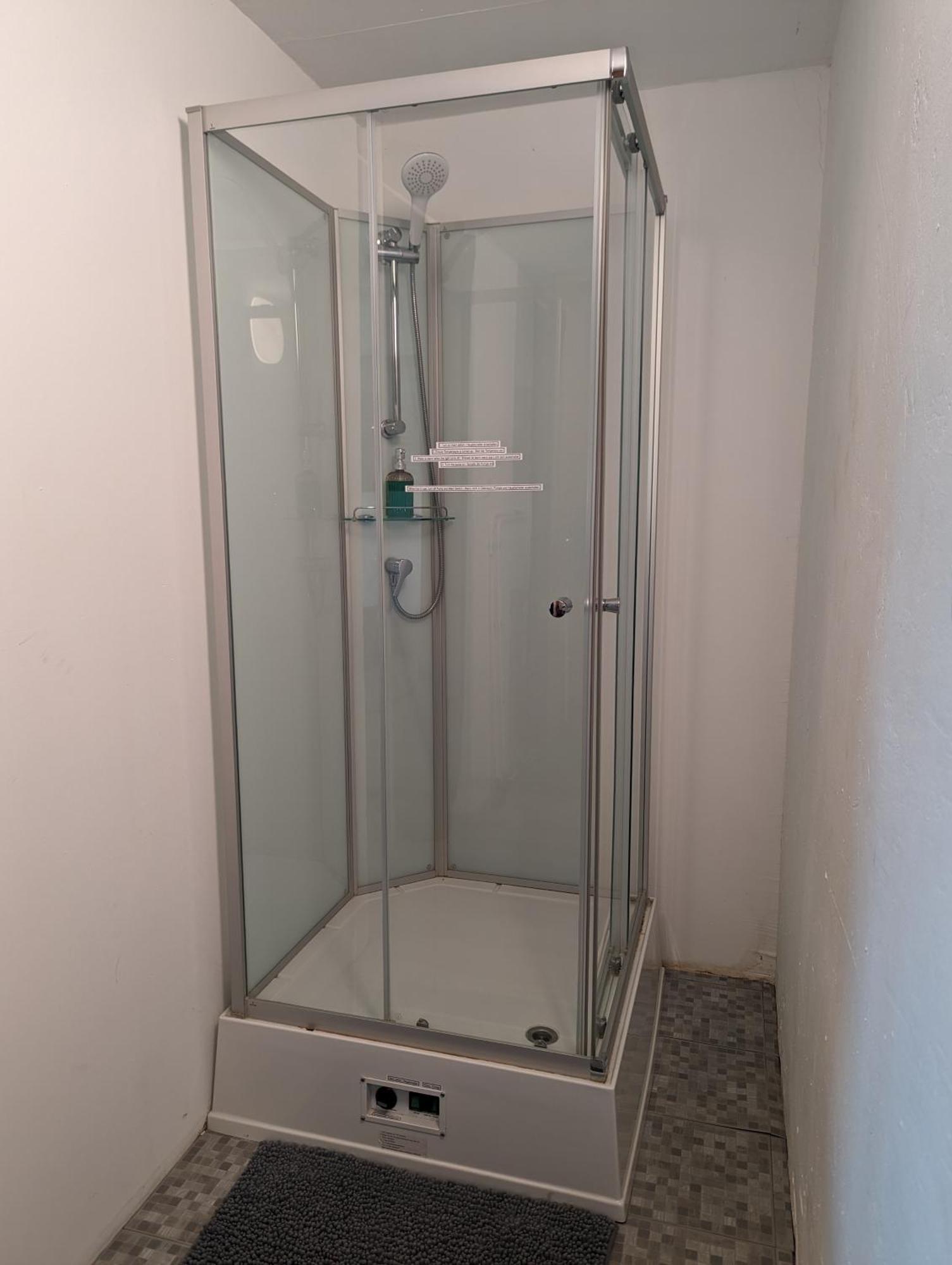 Lovely Studio With Free Parking On Premisis Asten Eksteriør bilde
