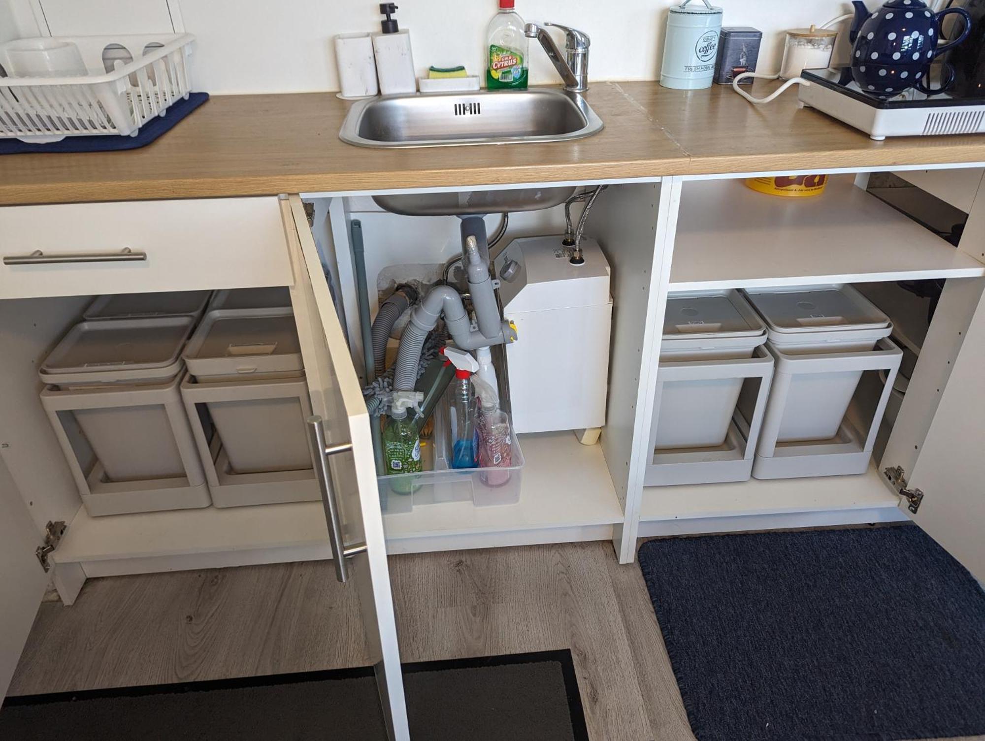 Lovely Studio With Free Parking On Premisis Asten Eksteriør bilde